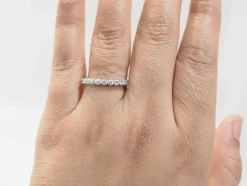 Alliance américaine en or blanc et diamants 1ct