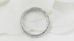 Alliance américaine or blanc et diamants