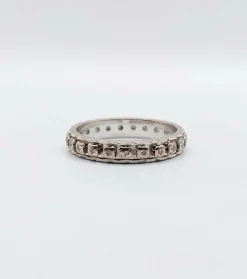 Alliance américaine or blanc 18k ornée de petits diamants taillés en brillants (circa 1960)