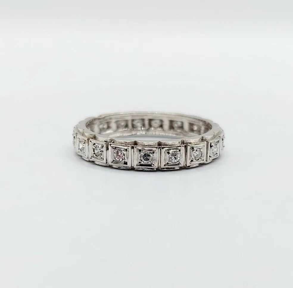 Alliance américaine or blanc 18k ornée de 0,38 carats de diamants taillés en brillants