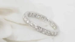 Alliance américaine or blanc et diamants