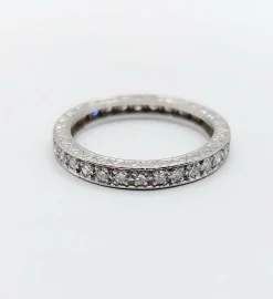 Alliance américaine or blanc 18k et 0,93 carats diamant et monture ciselée