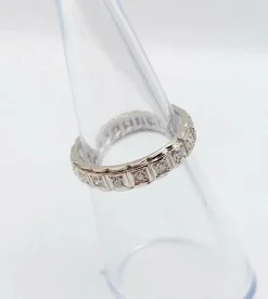Alliance américaine or blanc 18k ornée de 0,38 carats de diamants taillés en brillants