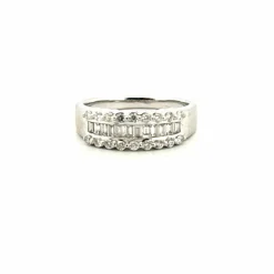 Alliance demi-tour or blanc et diamants