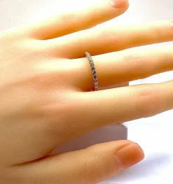 Alliance en or jaune 18 carats en diamants 1 carat