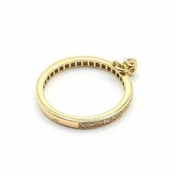 Alliance or jaune 18 carats sertie de diamants naturels