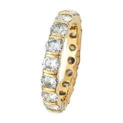 Alliance or jaune, diamants.