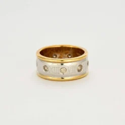 Alliance or jaune, or blanc et diamants