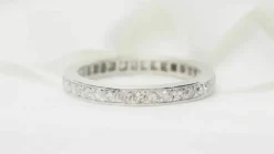 Alliance tour complet en or blanc et diamants 0.35ct