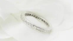 Alliance tour complet en or blanc et diamants 0.35ct