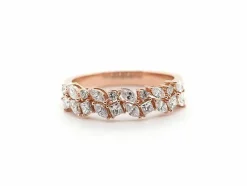 Anneau de mariage en or rose serti de diamants