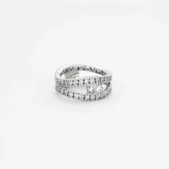 Anneau en or gris avec diamants