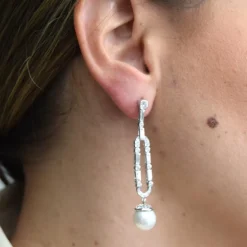 ART DÉCO' - BOUCLES D'OREILLES EN PLATINE - PERLES NATURELLES ET DIAMANTS