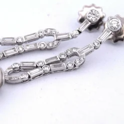 ART DÉCO' - BOUCLES D'OREILLES EN PLATINE - PERLES NATURELLES ET DIAMANTS
