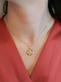 AUGIS - Médaille amour essentielle plus qu'hier moins que demain or jaune rubis