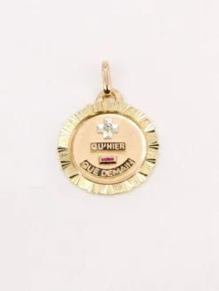 AUGIS - Médaille amour ronde striée or jaune diamant rubis