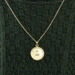 AUGIS - Médaille d'Amour or jaune, diamants et rubis synthétiques