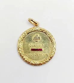AUGIS - RARE Pendentif médaille d'amour or jaune, diamant et rubis + qu'hier - que demain (circa 1930)