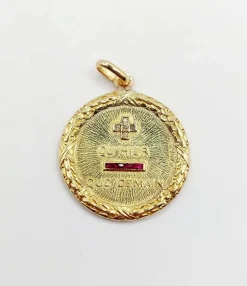 AUGIS - RARE Pendentif médaille d'amour or jaune, diamant et rubis + qu'hier - que demain (circa 1930)