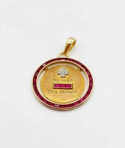 AUGIS - ULTRA RARE Médaille d'amour 23mm or jaune, diamant et rubis calibrés 