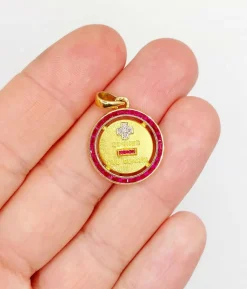 AUGIS - ULTRA RARE Pendentif médaille d'amour 20mm or, diamant et rubis calibrés : + qu'hier - que demain (circa 1960)