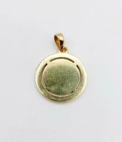 AUGIS - ULTRA RARE Pendentif médaille d'amour 20mm or, diamant et rubis calibrés : + qu'hier - que demain (circa 1960)