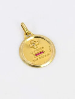 AUGIS- Médaille amour ronde Plus qu’hier moins que demain or jaune diamants rubis