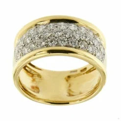 Bague à diamants