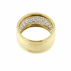 Bague à diamants