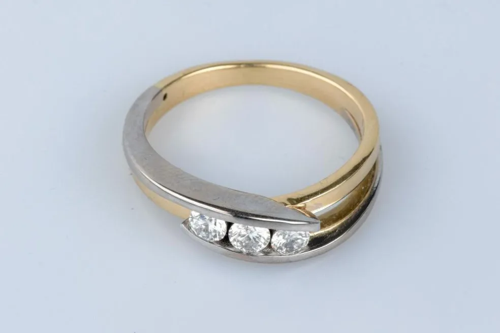 Bague 3 Diamants or jaune et blanc