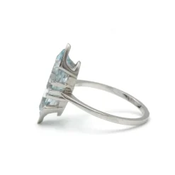 Bague - Or blanc et Aigue-Marine