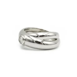 Bague - Or blanc et diamant