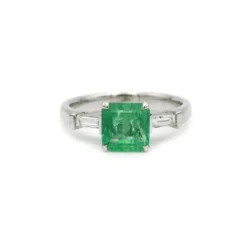 Bague - Or blanc émeraude & diamants