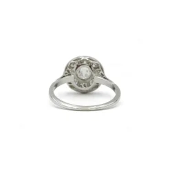 Bague - or blanc platine et diamants