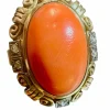 Bague 1940 or jaune cabochon corail et diamants taille ancienne