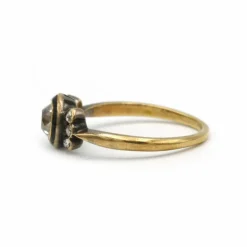Bague - Or jaune et diamants