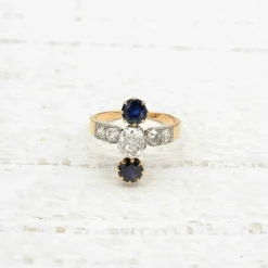 Bague 1900 Or jaune Platine Diamant Saphirs