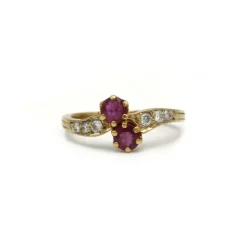 Bague - Or, rubis et diamants