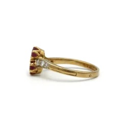 Bague - Or, rubis et diamants