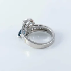 Bague platine toi & moi saphir diamant