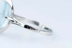 Bague Aigue-Marine 6.43 Carats Or Blanc 18 Carats