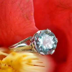 Bague aiguemarine ancienne en solitaire