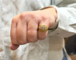 Bague ancienne ajourée or jaune diamants