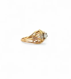 Bague ancienne ajourée or jaune diamants