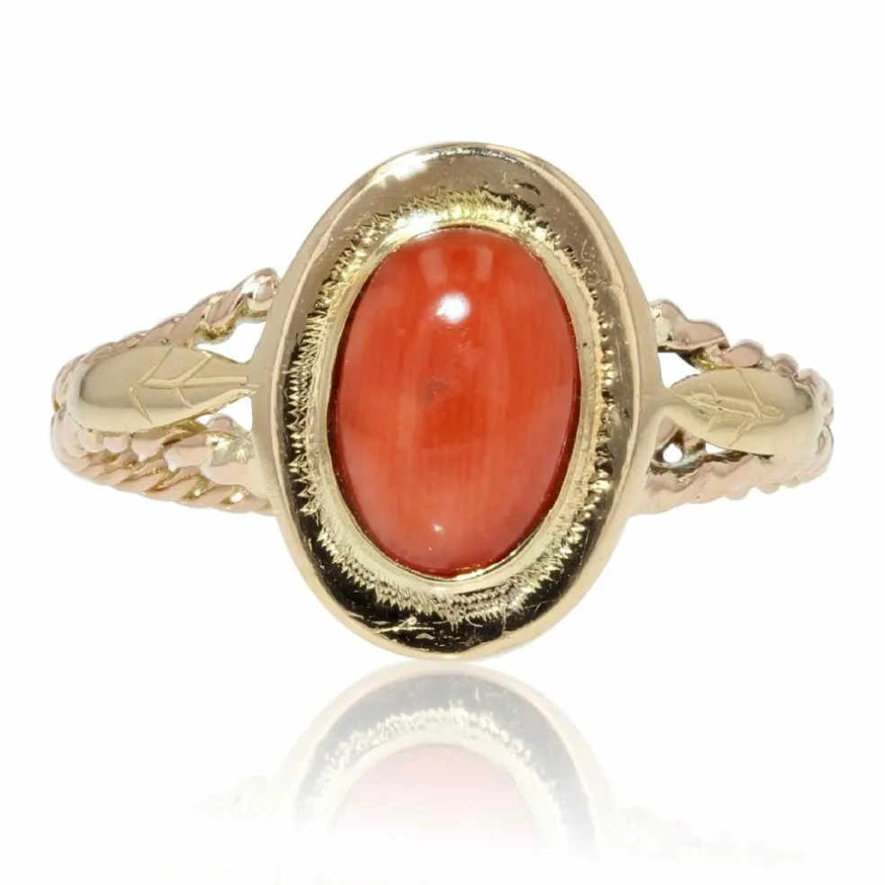 Bague ancienne corail