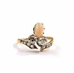Bague ancienne diamants opale