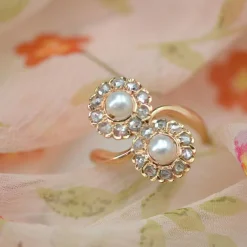 Bague ancienne duo marguerites perles diamants