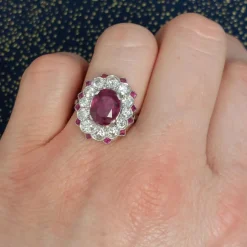 Bague ancienne edouardienne No Heat 2.25 carats rubis de Birmanie et diamants