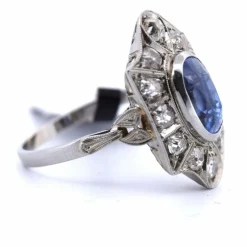Bague ancienne en saphir et diamant