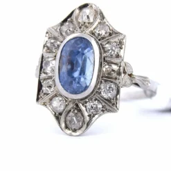 Bague ancienne en saphir et diamant